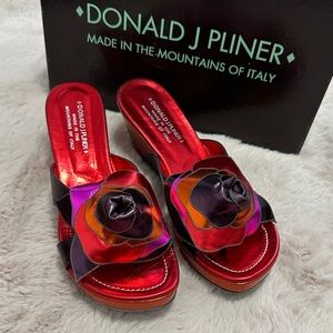 Donald J Pliner Red Multi Leather Floral Slide Mules